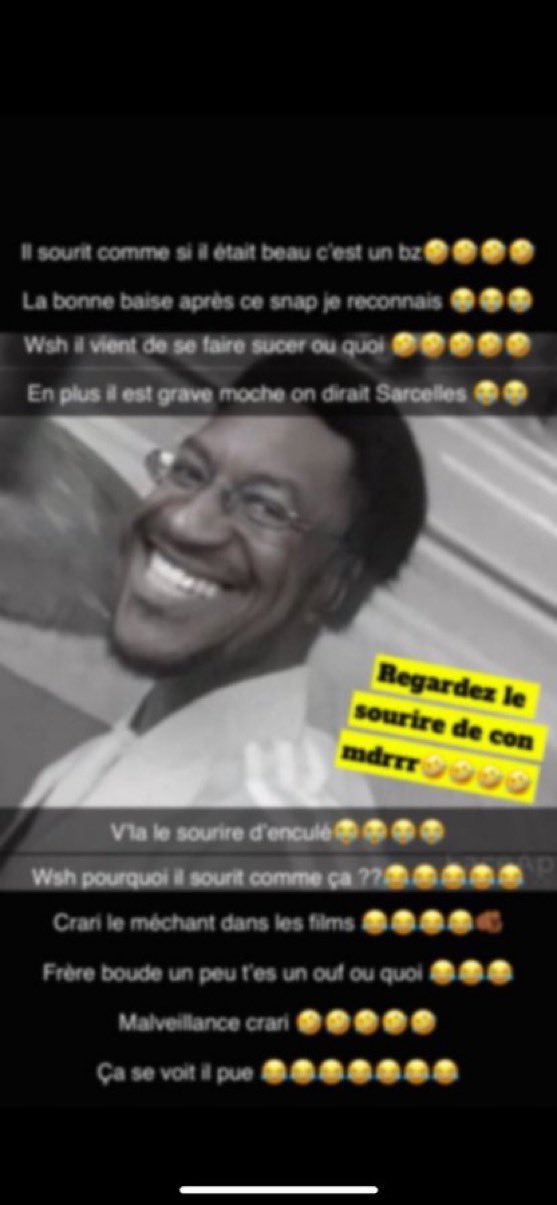 Il sourit comme s'il etait beau c'est un bz