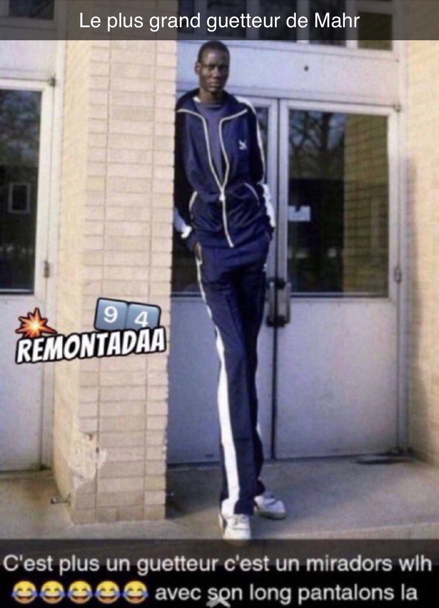 Le plus grand guetteur de France il est long on dirait un lundi  son long pantalon on dirait un mirador