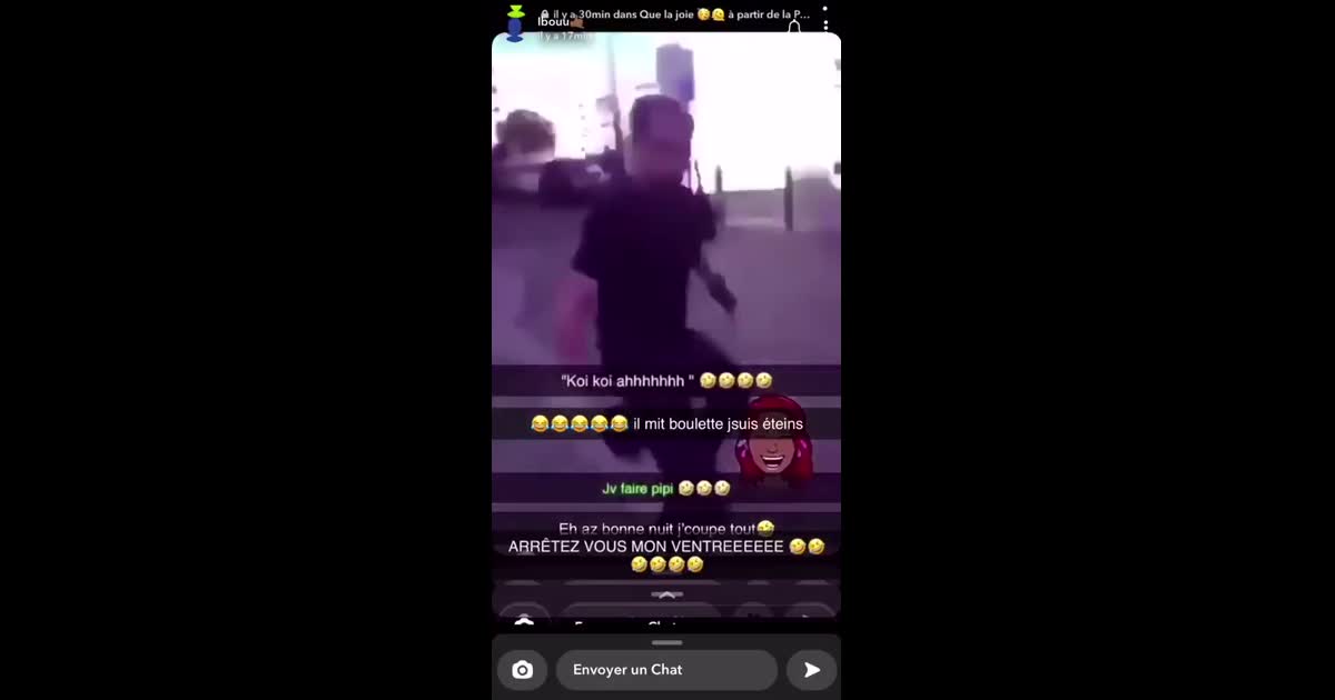 Il a course un policier au quartier quoi quoi keuf