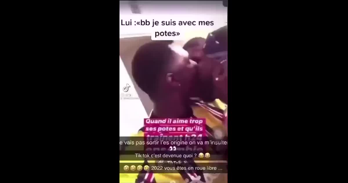 Bb jsuis avec mes potes ils trainent h24 ensemble je vais mas sortir les origines on va m'insulter