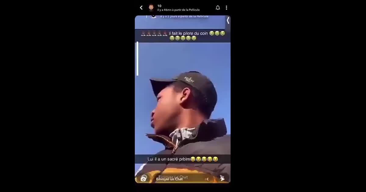 Il fait le pilote du coin, lui il a un sacré problème, pour tous ceux qui pensent que je sais pas conduire, regardez bien juste comment je renre chez ma soeur, regarde bien (crash)